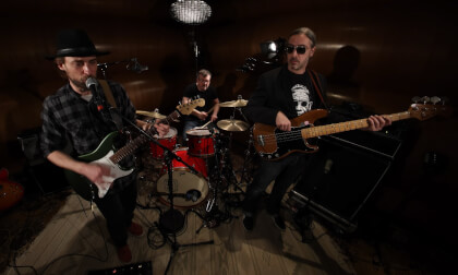 Immersive Rock Experience VR Jerome Cornelis Trio VR Video Immersive Rock Experience VR Jerome Cornelis Trio VR