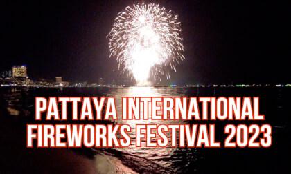 Spectacular Sky Symphony: A Firework Extravaganza! VR Video Spectacular Sky Symphony: A Firework Extravaganza! VR