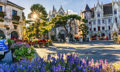 Bana hills Market | Vietnam VR Video Bana hills Market | Vietnam VR