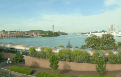 [180VR] Sentosa Express, the shuttle sky train between Vivocity and Sentosa beach