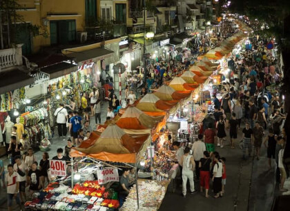 Hanoi's Night Market | Vietnam VR Video Hanoi's Night Market | Vietnam VR