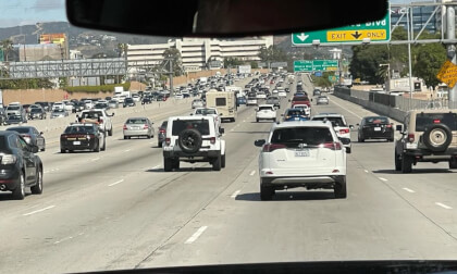 Drive down Rodeo Drive, Beverley Hills, Los Angeles VR Video Drive down Rodeo Drive, Beverley Hills, Los Angeles VR