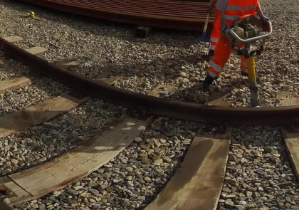WKO Berufe VR: Gleisbautechniker*in bei ÖBB (Wien) VR Video WKO Berufe VR: Gleisbautechniker*in bei ÖBB (Wien) VR