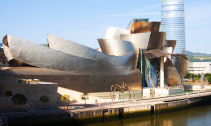 Guggenheim Museum in Bilbao SPAIN Guggenheim Museum in Bilbao SPAIN