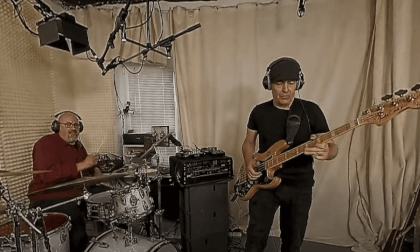 UFOs VR Jam in 8K with FX VR Video UFOs VR Jam in 8K with FX VR