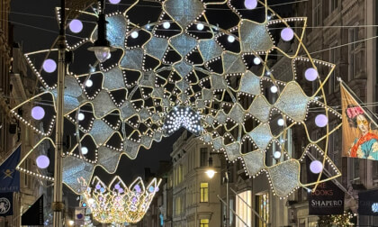 London-Christmas-Lights-Dec-23-VR180 3D VR Video London-Christmas-Lights-Dec-23-VR180 3D VR
