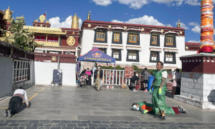 VR takes you into the streets of Lhasa, Tibet