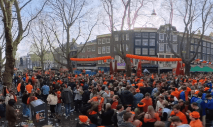 Celebrating Kings Day in Amsterdam in VR 360 VR Video Celebrating Kings Day in Amsterdam in VR 360 VR