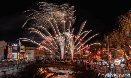 (VR180・3D HYPER STEREO) 2024.01.13 冬の下呂温泉花火物語 花餅花火 VR Video (VR180・3D HYPER STEREO) 2024.01.13 冬の下呂温泉花火物語 花餅花火 VR