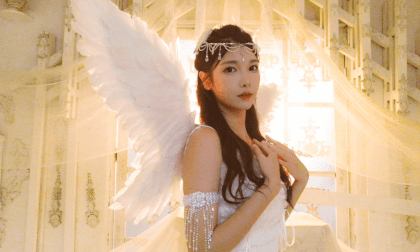 Angel Comes shot on QooCam EGO Angel Comes shot on QooCam EGO