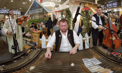 Classical Metallica Song on an even more classical instrument VR Video Classical Metallica Song on an even more classical instrument VR