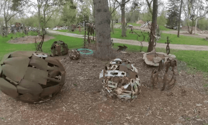 Sculpture garden tour VR Photo Slide Show