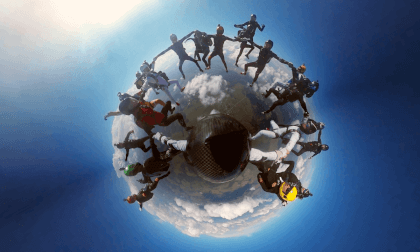 Skydiving Freefly - Group Jump in Formation Skydiving Freefly - Group Jump in Formation