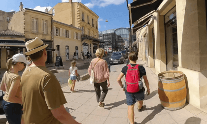 Art Gallery in Bordeax and Tour VR Video Art Gallery in Bordeax and Tour VR