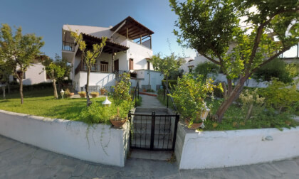 360 VR Green resort area with cottages in Trikorfo Beach resort, Greece