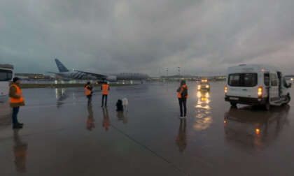 360 VR Spotters shooting planes at Sheremetyevo Airport, Moscow