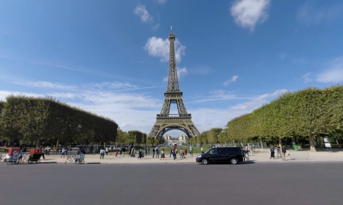 360 VR Jacques Rueff Square with Eiffel Tower and Bassins du Champ de Mars view
