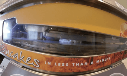 Instant Pancake maker - Quality Inn - Wisconsin Dells Instant Pancake maker - Quality Inn - Wisconsin Dells