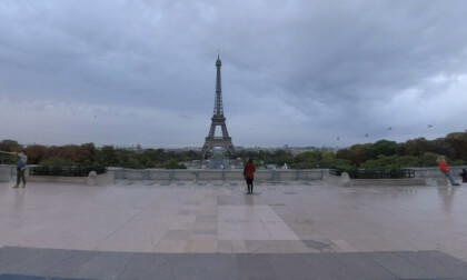 360 VR View to Eiffel Tower from Trocadero, Paris