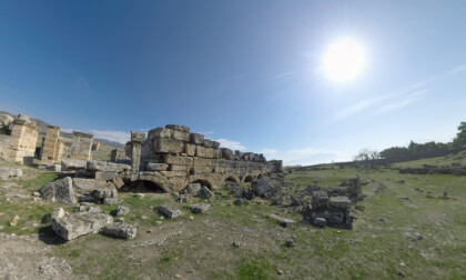 360 VR Ancient city Hierapolis in Pamukkale, Turkey