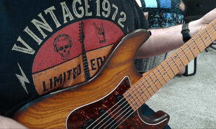 KeyOfZ-3D-Improv-Deep Floating Groove Guitar Backing Track Jam in C# Minor VR Video KeyOfZ-3D-Improv-Deep Floating Groove Guitar Backing Track Jam in C# Minor VR