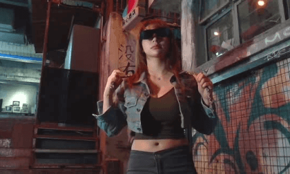 female mob boss VR Video female mob boss VR
