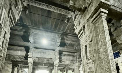 Ekambareswarar Temple, Kanchipuram, India, IPhone Spatial video VR Video Ekambareswarar Temple, Kanchipuram, India, IPhone Spatial video VR
