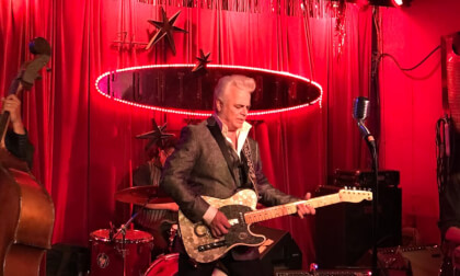 Gimme More Kisses by Dale Watson @ Continental Club VR Video Gimme More Kisses by Dale Watson @ Continental Club VR