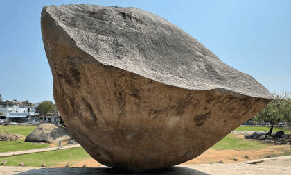 Krishna’s Butter Ball, Mahabalipuram, India, Spatial iPhone video VR Video Krishna’s Butter Ball, Mahabalipuram, India, Spatial iPhone video VR