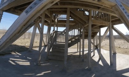 Mequon Nature Preserve - Going up the tower - Mequon Wisconsin - VR 3D 180 Mequon Nature Preserve - Going up the tower - Mequon Wisconsin - VR 3D 180