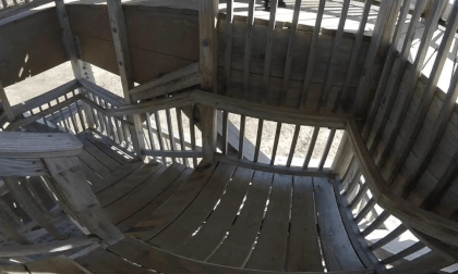 Mequon Nature Preserve - Going down the tower - Mequon Wisconsin - VR 3D 180 Mequon Nature Preserve - Going down the tower - Mequon Wisconsin - VR 3D 180