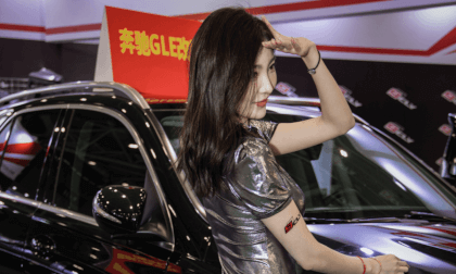 shenzhen jiuzhou modified car show 小雪花 VR Video shenzhen jiuzhou modified car show 小雪花 VR