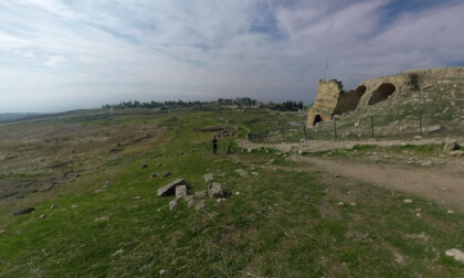 360 VR Several tourists in Hierapolis, ancient city in Turkey