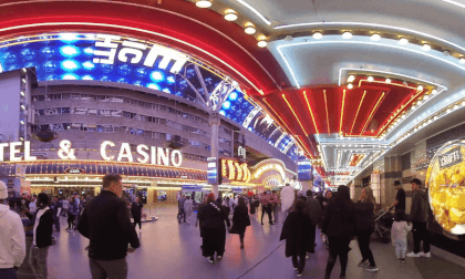 Las Vegas strip (vr180) VR Video Las Vegas strip (vr180) VR