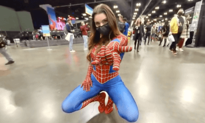 SPIDER GIRL WELCOME TO COMIC CON LA IN VR VR Video SPIDER GIRL WELCOME TO COMIC CON LA IN VR VR