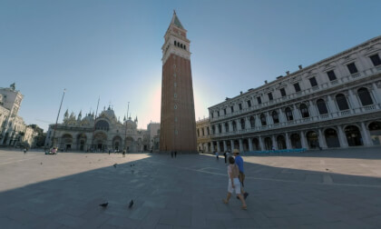 360 VR People on Piazza San Marco in Venice, Italy VR Video 360 VR People on Piazza San Marco in Venice, Italy VR