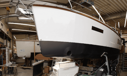 Sirius Boat Builder - legendary go anywhere boats VR Video Sirius Boat Builder - legendary go anywhere boats VR