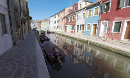 360 VR Burano island scene with canal and brightly painted houses, Italy VR Video 360 VR Burano island scene with canal and brightly painted houses, Italy VR