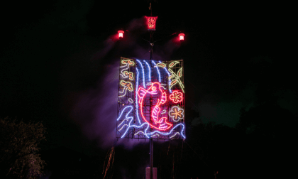 (VR180・3D) 風まつり 建物花火 VR Video (VR180・3D) 風まつり 建物花火 VR