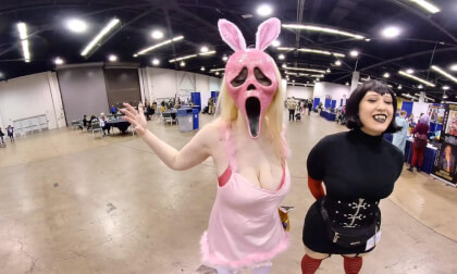 WELCOME TO WONDERCON 2024 2 Cosplayers VR Video WELCOME TO WONDERCON 2024 2 Cosplayers VR