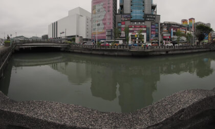 Street view along a river at Keelung, Taiwan VR Video Street view along a river at Keelung, Taiwan VR