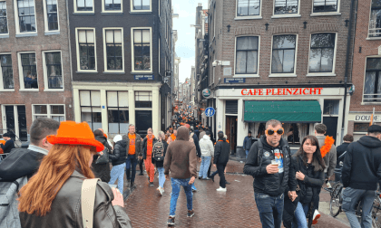 Amsterdam Celebrating King's day  2024 VR 360 VR Video Amsterdam Celebrating King's day  2024 VR 360 VR
