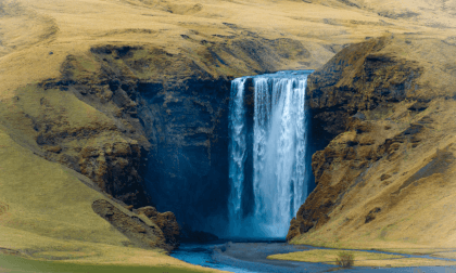 Skogafoss Waterfall  360° VR: Nature's Majestic Spectacle Captivates the World in Iceland