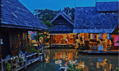 Pattaya Thailand Floating Market VR Video Pattaya Thailand Floating Market VR