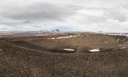 Hiking Hverfjall Volcano around the Crater: Breathtaking  360° VR Iceland Adventure! Hiking Hverfjall Volcano around the Crater: Breathtaking  360° VR Iceland Adventure!