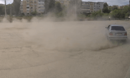 [CALF] Drifting E36, on an abandoned industrial platform