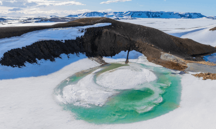 Epic Journey to the Active Krafla Volcano Crater in Iceland!  360° VR Adventure near Myvatn Epic Journey to the Active Krafla Volcano Crater in Iceland!  360° VR Adventure near Myvatn