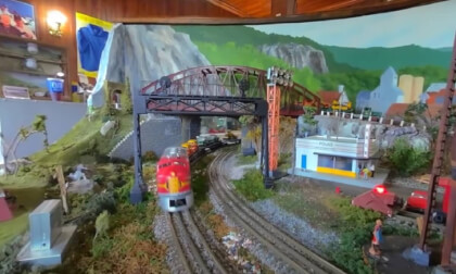 Model Train Displays at Hagerstown Model Railroad Museum 3D 180 VR VR Video Model Train Displays at Hagerstown Model Railroad Museum 3D 180 VR VR