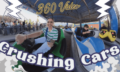 Crushing Cars - Tema Park - 360 VR Video Crushing Cars - Tema Park - 360 VR Video