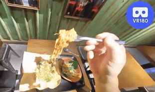 Spicy Fried Thai Instant Ramen ผัดมาม่ารสต้มยำ 酸辣炒媽媽麵 @Mr.Ga pao @嘎拋先生. VR180 Virtual Tasting